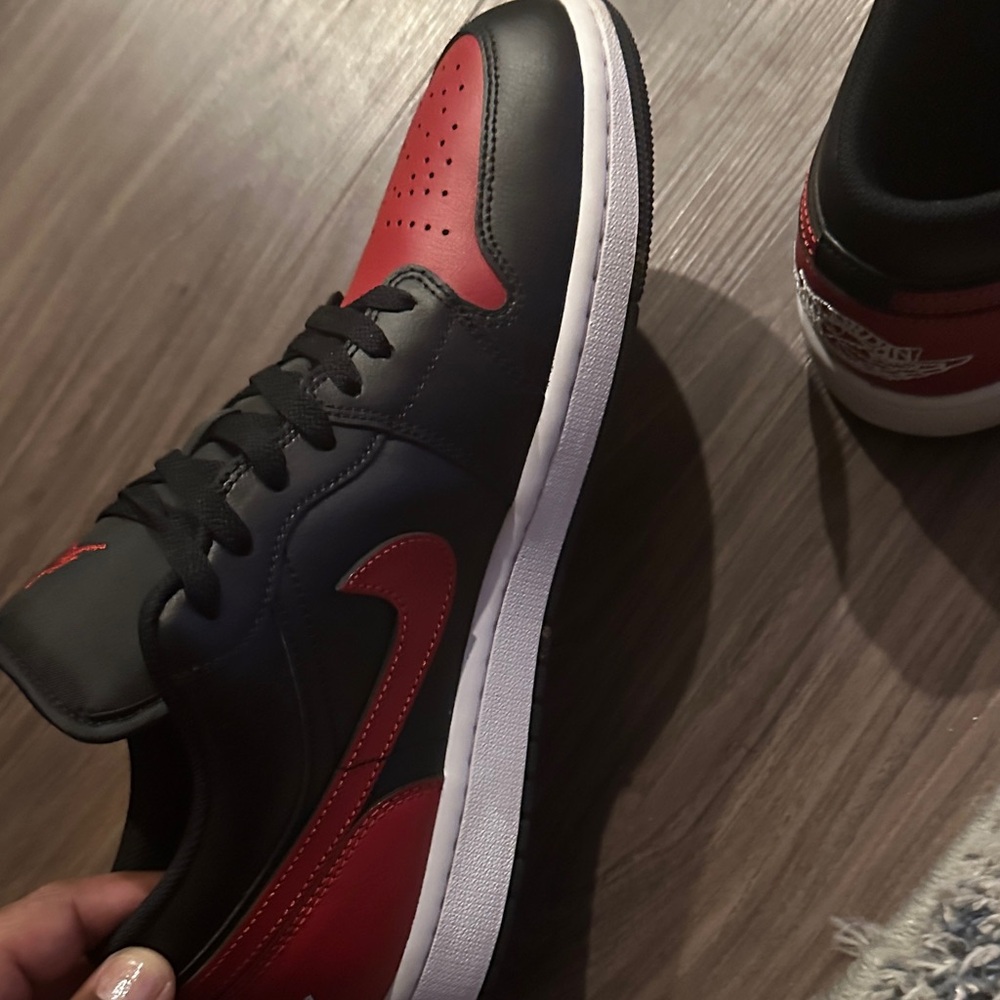Jordan Men's Black and Red Sneakers - Picture 7 of 8
